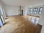 Wohnzimmer - *** Große 2-RWG im 1. OG - Balkon - Bad mit Wanne - WE 13 ***