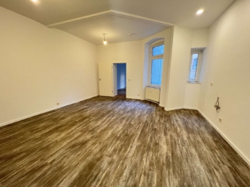 ***Neu sanierte 3 Raumwohnung im Zentrum von Halle*** EBK*** 1. OG,  Talamtstraße 3, 06108 Halle, Etagenwohnung