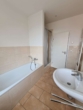 Badezimmer - ***Moderne 2-RWG - Tageslichtbad mit Wanne und Dusche - Terrasse- Ruhige Lage - WE 06***